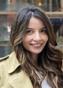 woman founder of colombia travel agency