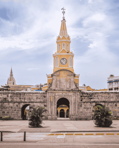 private walking tour in Cartagena